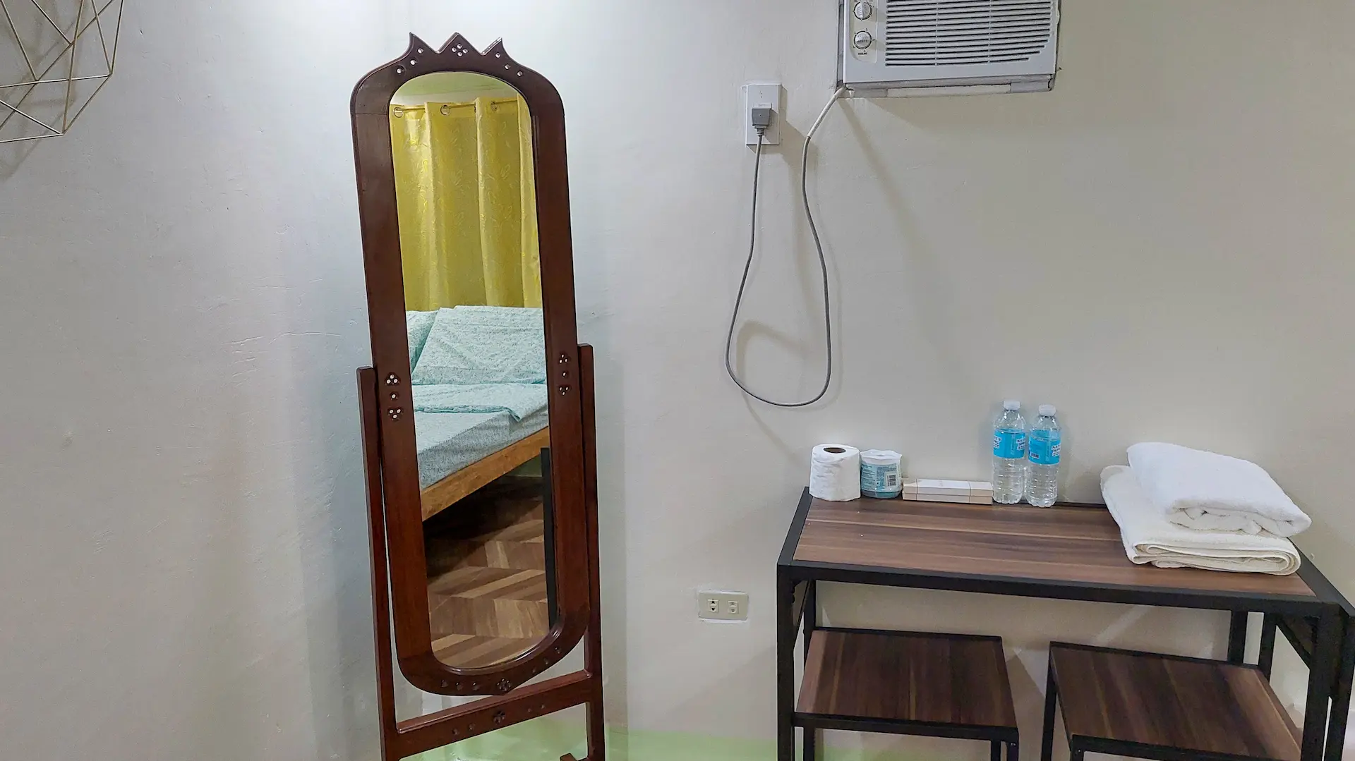 Cozy Double Room desk area with provided toiletries and amenities